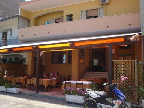 Un Posto Al Sole Bed & Breakfast Torretta  Ngoại thất bức ảnh