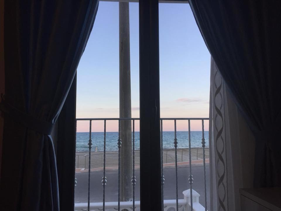 Un Posto Al Sole Bed & Breakfast Torretta  Ngoại thất bức ảnh